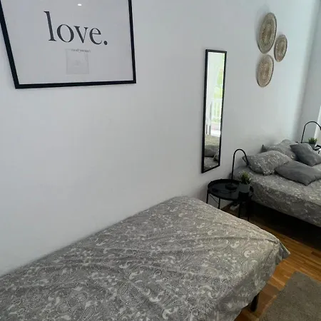 Bruc 3 Hostal Barcelona